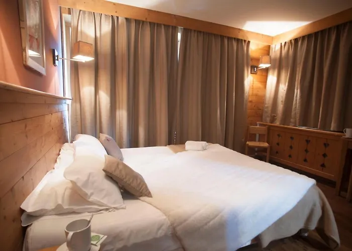 Le Monal Szálloda 3*
