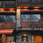 Logis Le Monal מלון