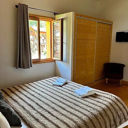 Le Monal سانت فوا تارونتي